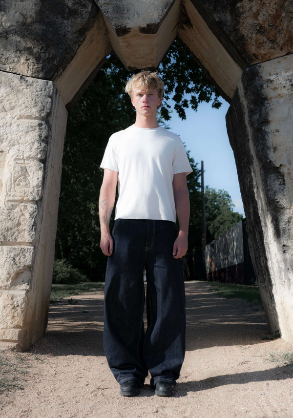 Mainline Denim — front fit detail